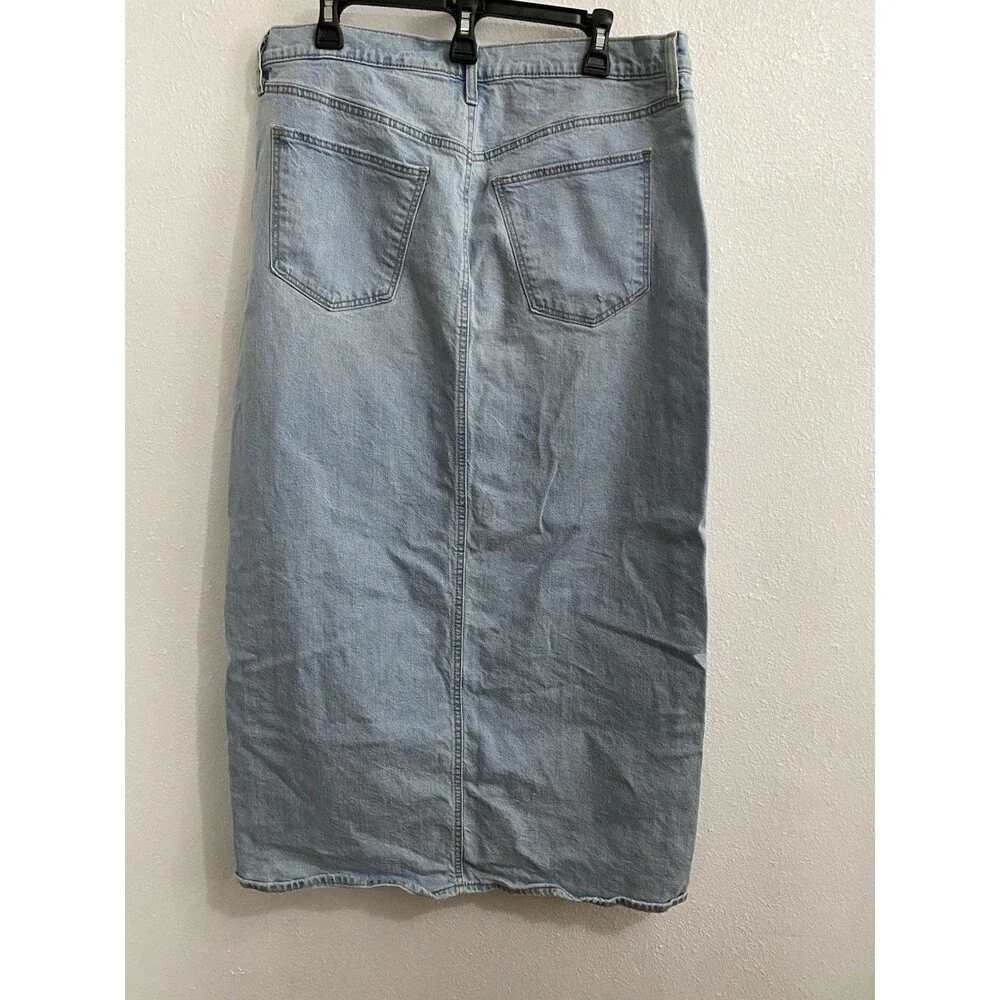 Universal Threads Women’s Long Denim Maxi Skirt 16 Light Blue Jean G46